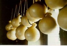Caciocavallo.jpg
